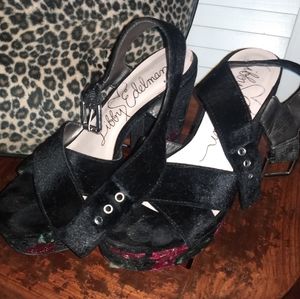 Libby Edelman Velvet Rose Heels